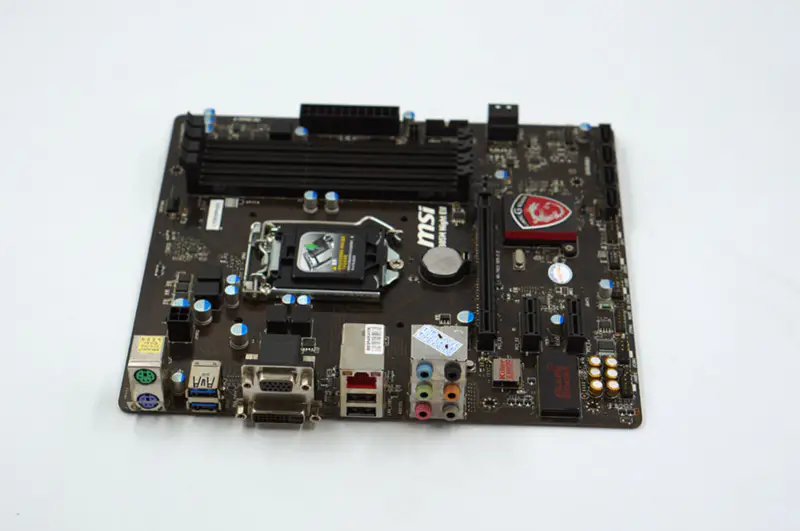 MSI B85M Night ELF Anakart LGA 1150 /6GB M-ATX