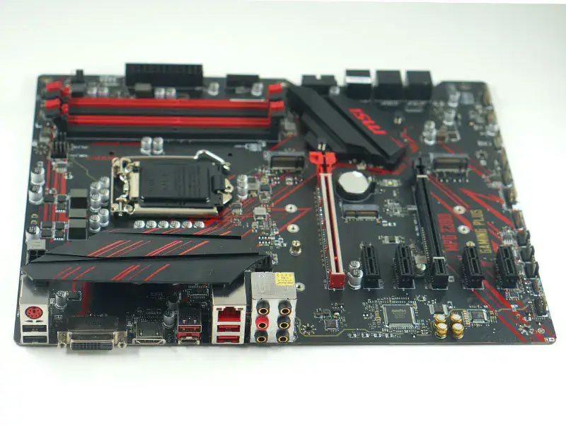 MSI MPG Z390 GAMING Plus Anakart