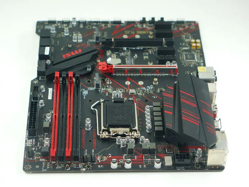 MSI MPG Z390 GAMING Plus Anakart