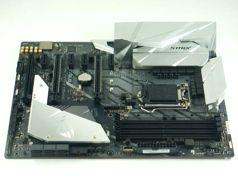 Asus STRIX Z370-E GAMING anakart 7PCIE LGA1151 DDR4