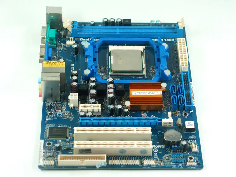Asrock Asrock AM3 entegre küçük N68-S3 UCC anakart