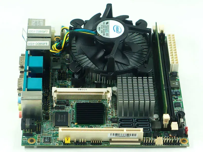 COMMELL LV-67A MiniITX anakart