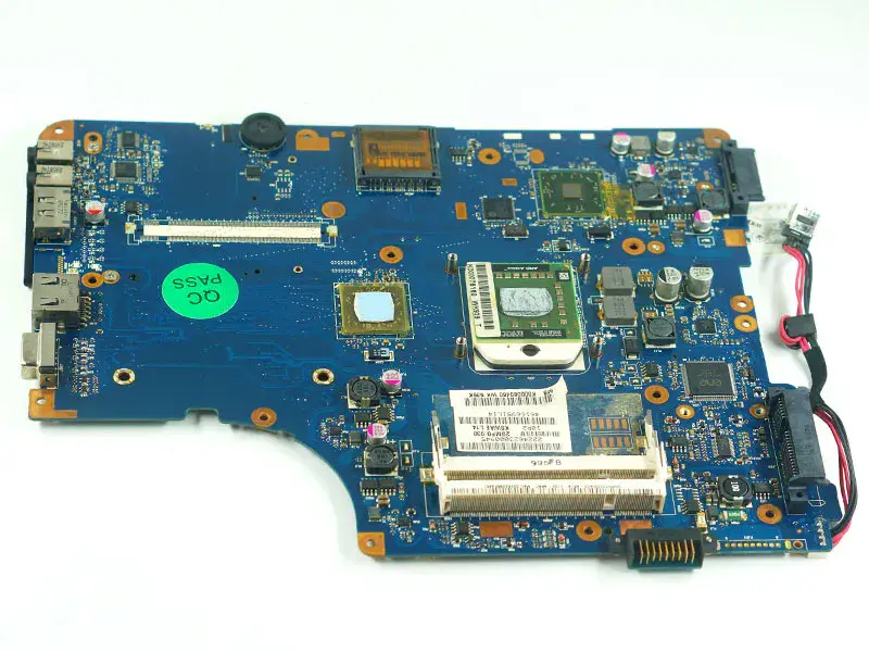 Toshiba Satellite 17'' L500D L505D NSWAE LA-5332P K000093250 Anakart