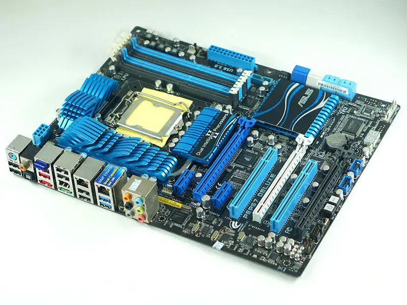 Asus P8P67 DELUXE LGA1155 P67 anakart