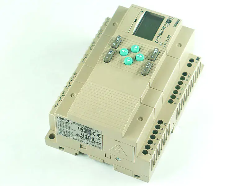 Omron ZEN-20C1DR-D-V2 PLC modülü