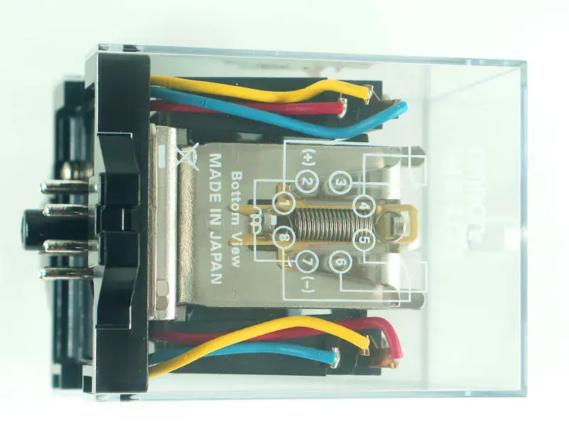 Omron röle G4Q-212S DC24V