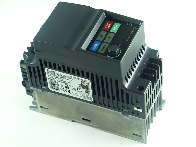 Delta VFD007EL21A AC Sürücü