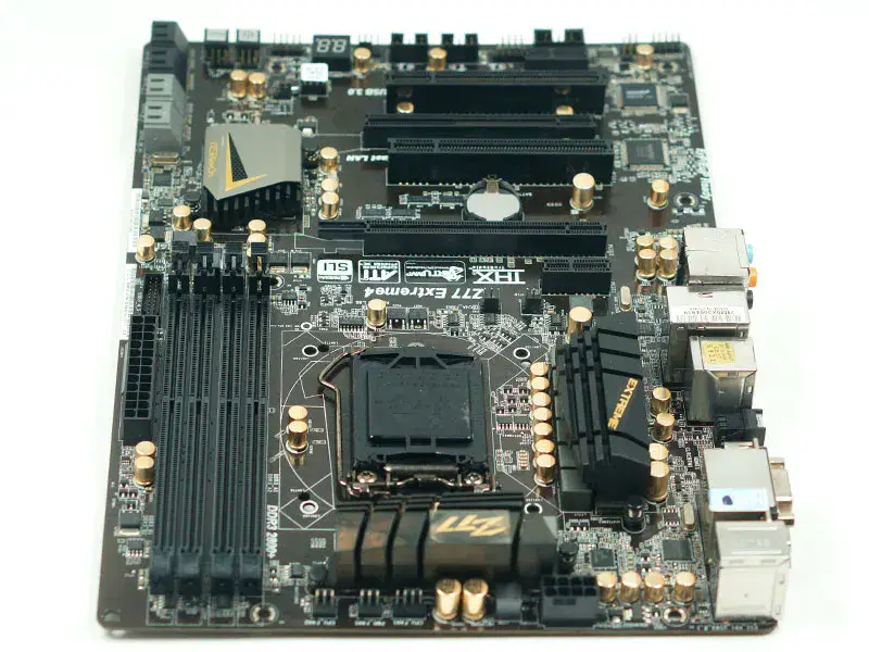 Asrock Z77 Extreme4 anakart