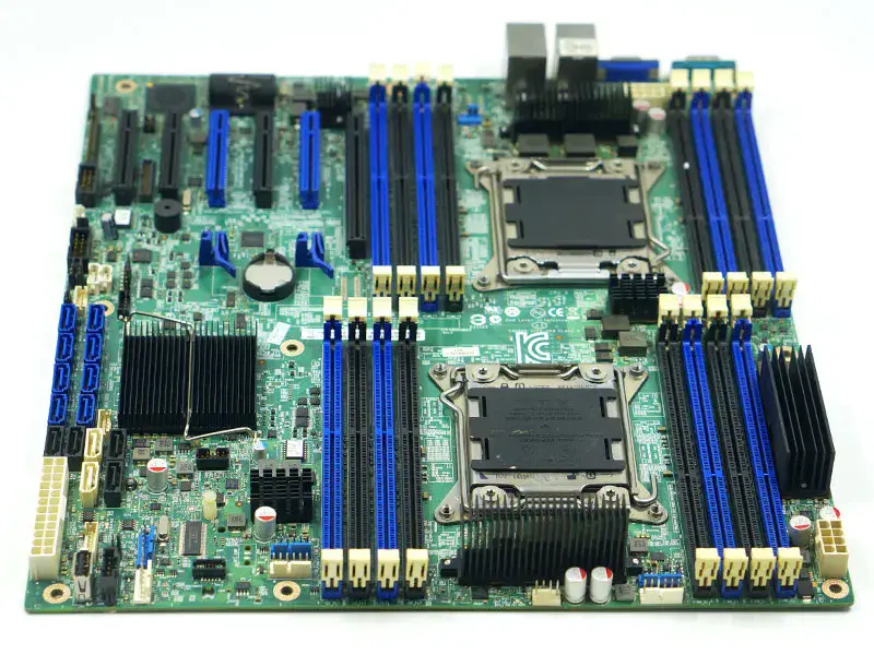 Intel S2600CP X79 Sunucu Anakartı LGA2011