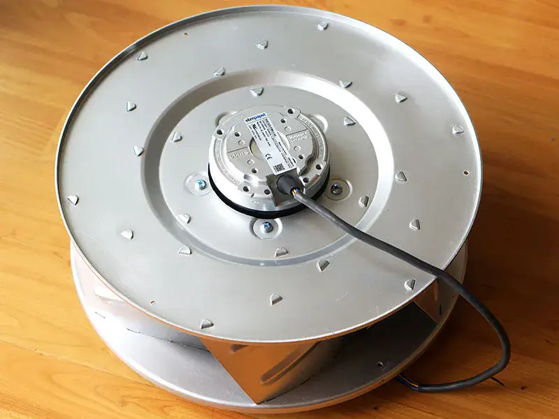 Ebmpapst R4E355-RM03-05 Fan