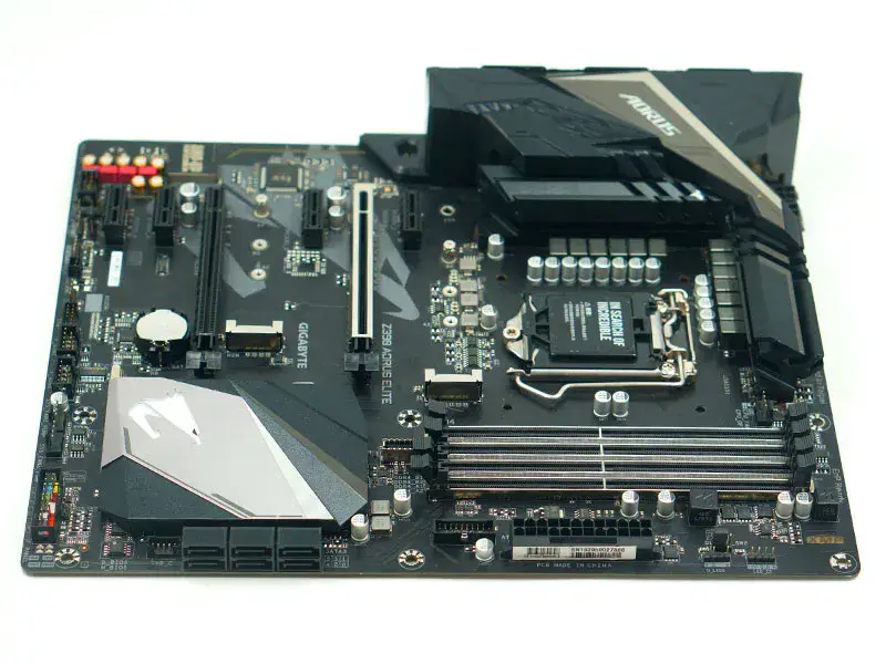 Gigabyte GA Z390 AORUS ELITE Anakart