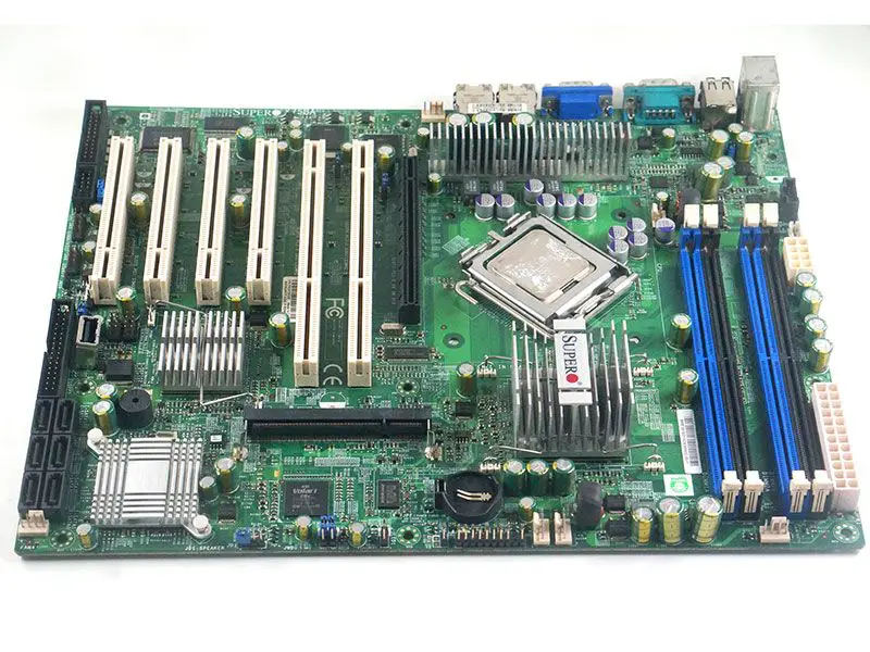 SuperMicro X7SBA Anakart