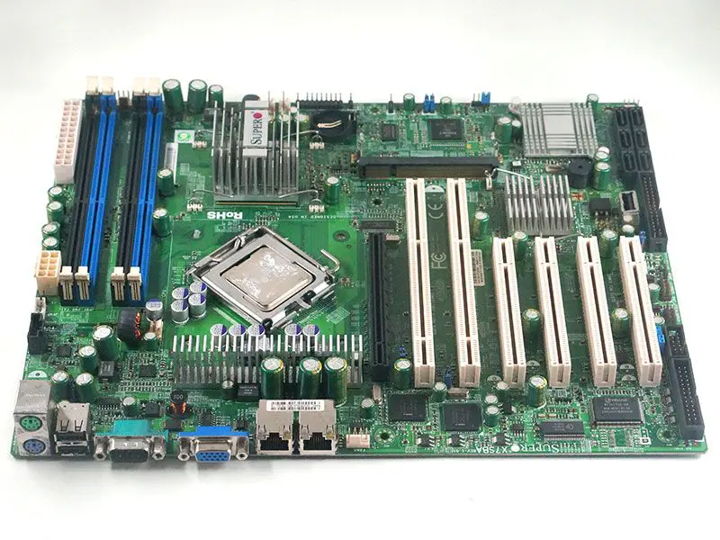 SuperMicro X7SBA Anakart