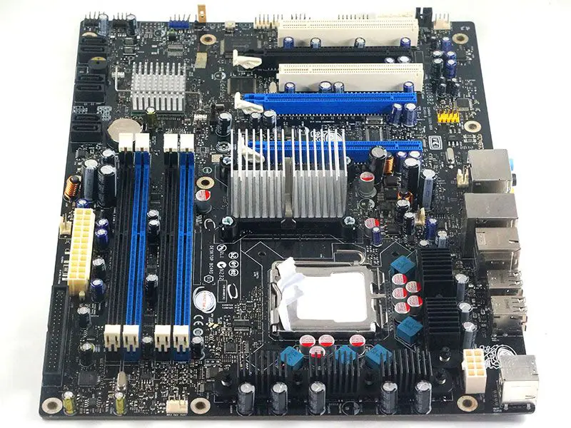 Intel DX38BT anakart
