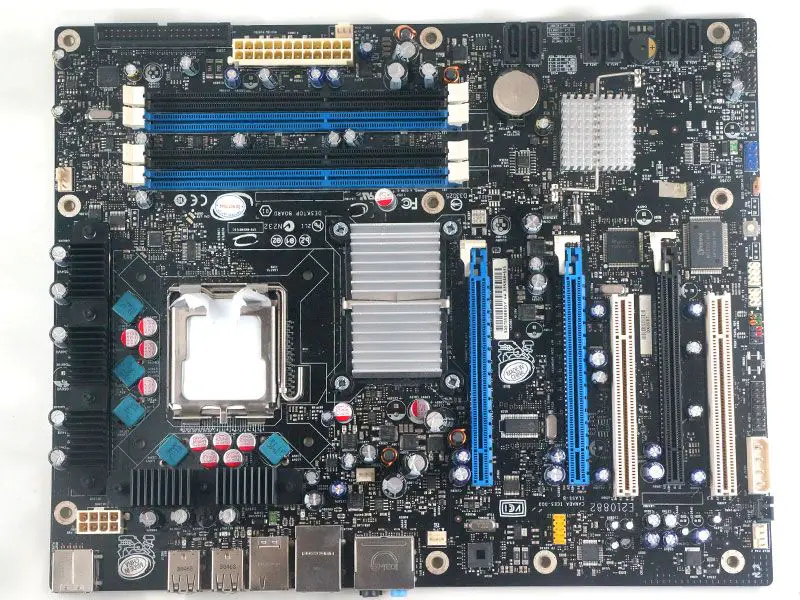 Intel DX38BT anakart