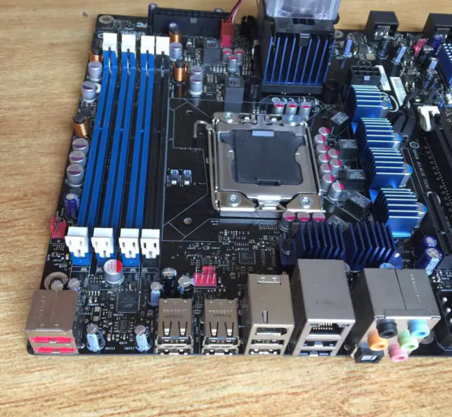 Intel DX58SO anakart