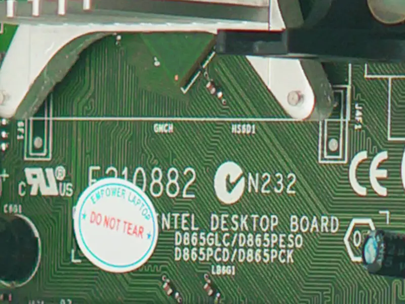Intel E210882 D865GLC/D865PESO/D865PCD Anakart