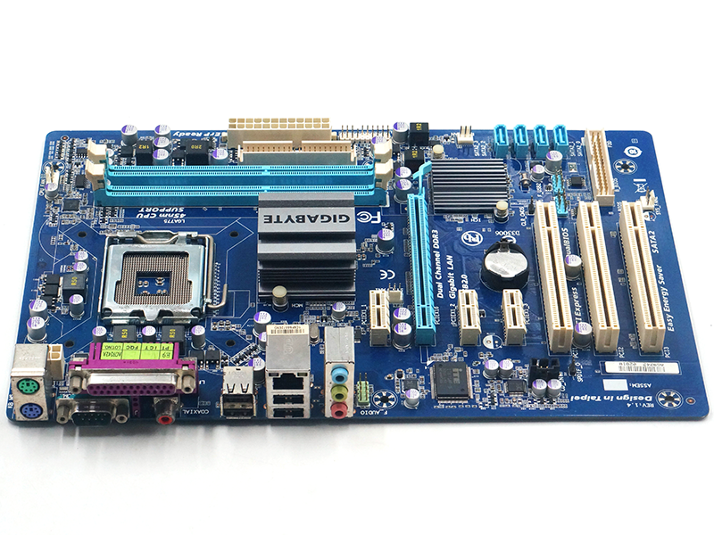 Gigabyte GA-P41T-D3P Anakart