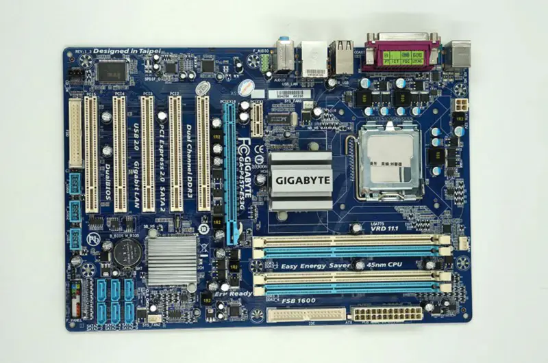 Gigabyte GA-P45T-ES3G P45T-ES3G P45 LGA 775 ATX anakart