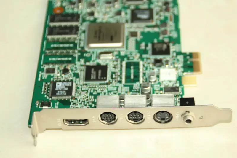 Canopus HDRECS Z08-PC-703 Pegasus Çok Formatlı Gerçek Zamanlı Video Düzenleme Edinim Kartı