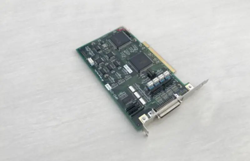 Hivertec inc HPCI-CTR524F Veri toplama kartı