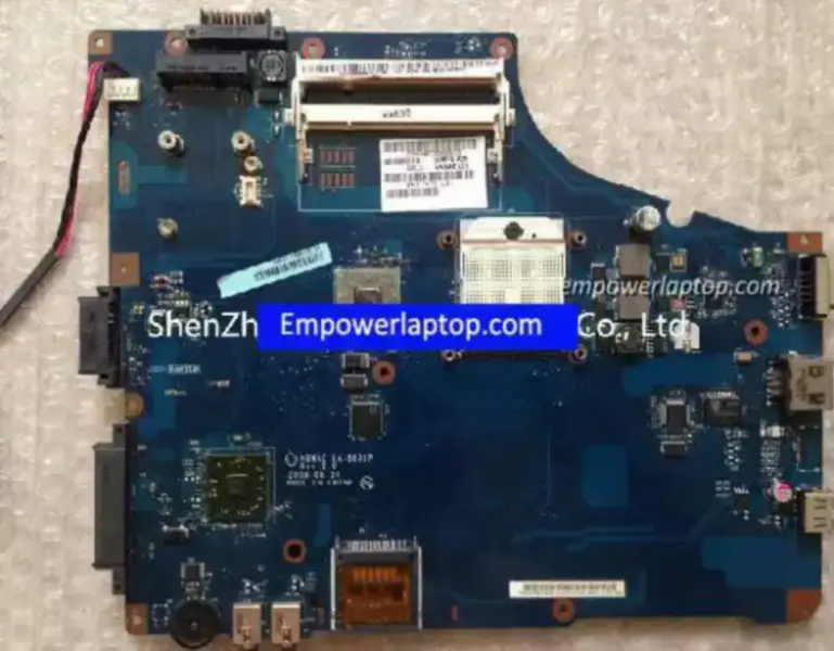 Toshiba SATELLITE L450 L450D LA-5831P K000085470 Anakart