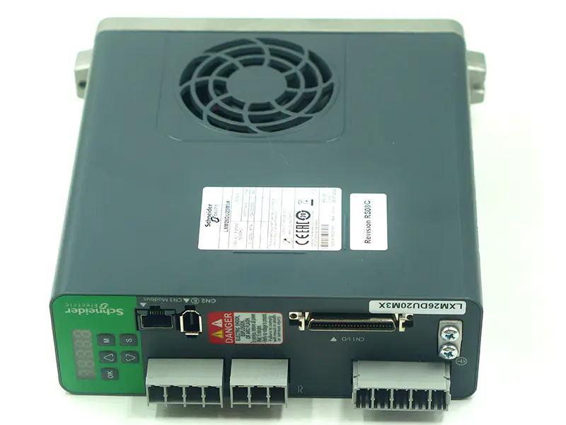 Schneider LXM26DU20M3X Servo Sürücü
