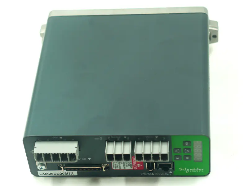 Schneider LXM26DU20M3X Servo Sürücü