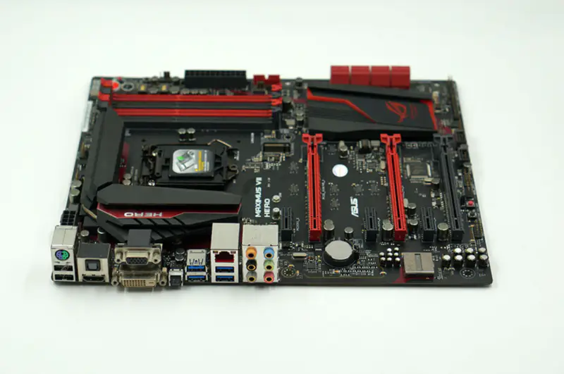 Asus MAXIMUS VII HERO Anakart