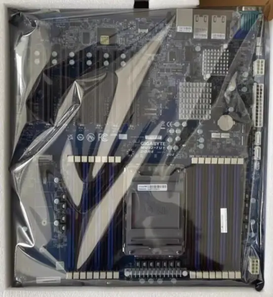 Gigabyte Mu92-tu1 Anakart