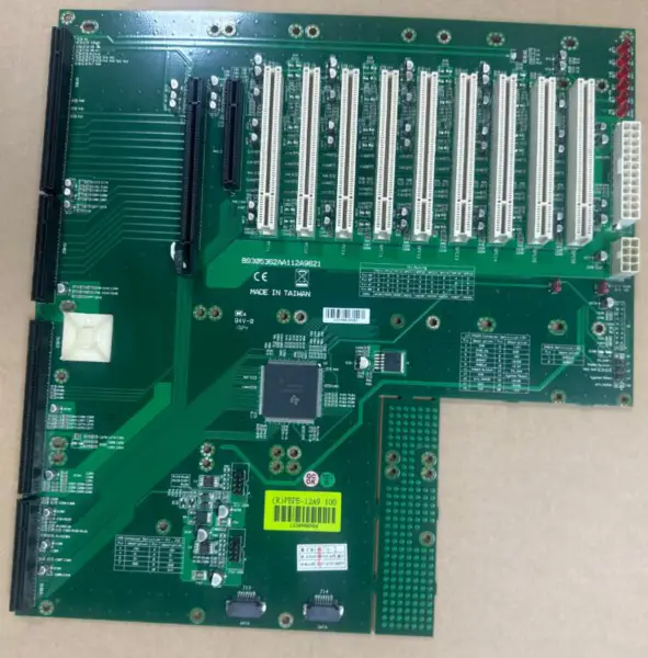 Portwell (R)PBPE-12A9 100 B9305362AA112A9821 arka panel