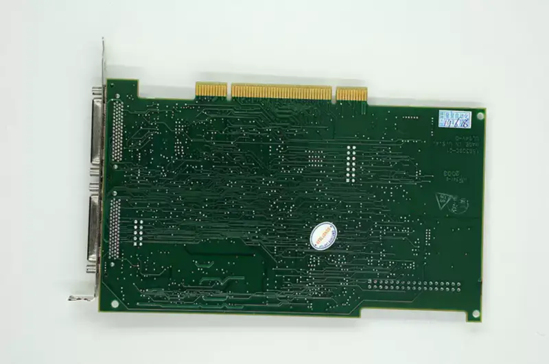 NI PCI-7344 4 eksenli PCI Step/Servo Denetleyici