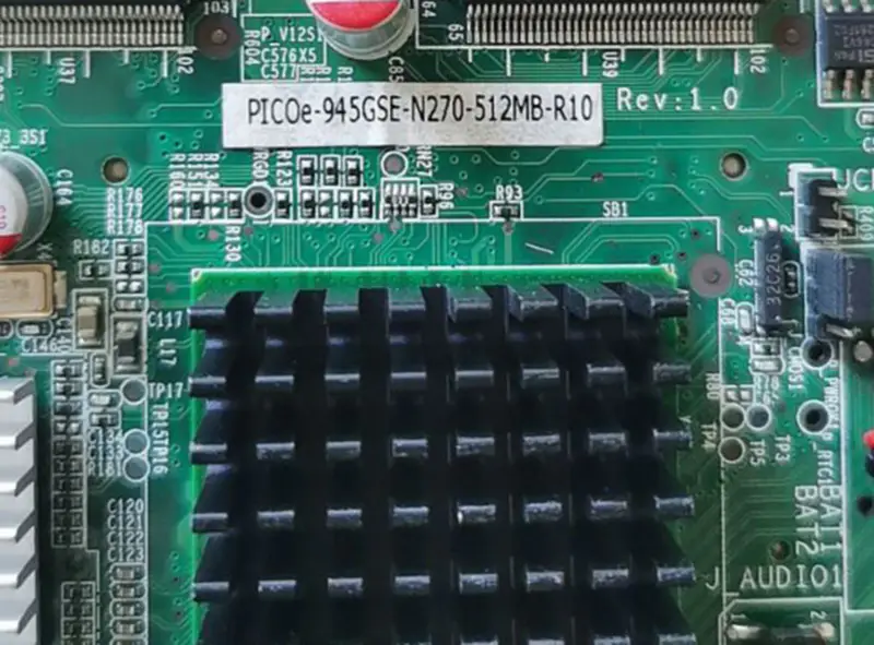 IEI PICOE-945GSE-N270-512MB-R10 Anakart