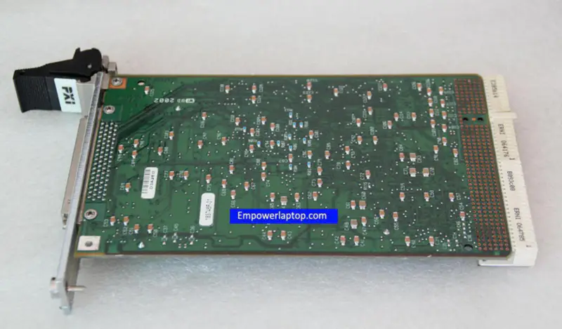 NATIONAL INSTRUMENTS NI PXI-6070E 1,25 MS/s Çok İşlevli I/O, 12 Bit DAQ Kartı
