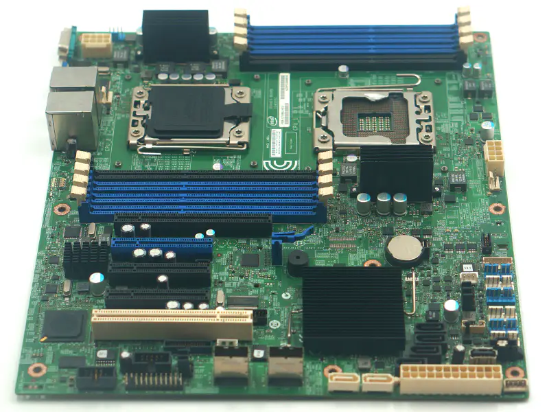 Intel S2400SC anakart