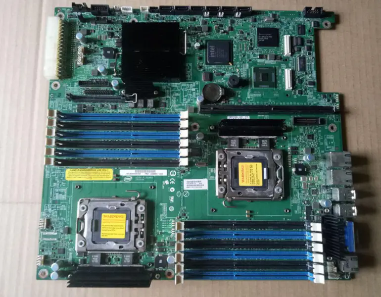 Intel SR2600 Sunucu platformu S5520UR anakart Çift 1366