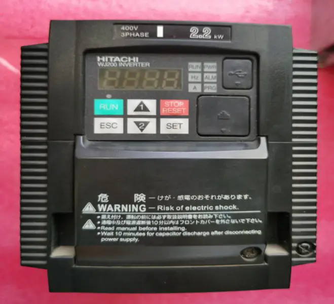 HITACHI INVERTER WJ200-022HFC-M 2.2KW YENI