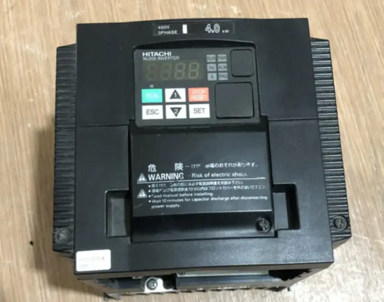 HITACHI INVERTER WJ200-040HFC-M 4.0KW YENI